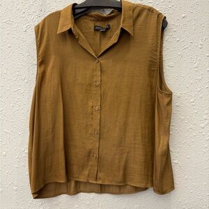 Banana Republic Tan Sleeveless Button-Down Shirt